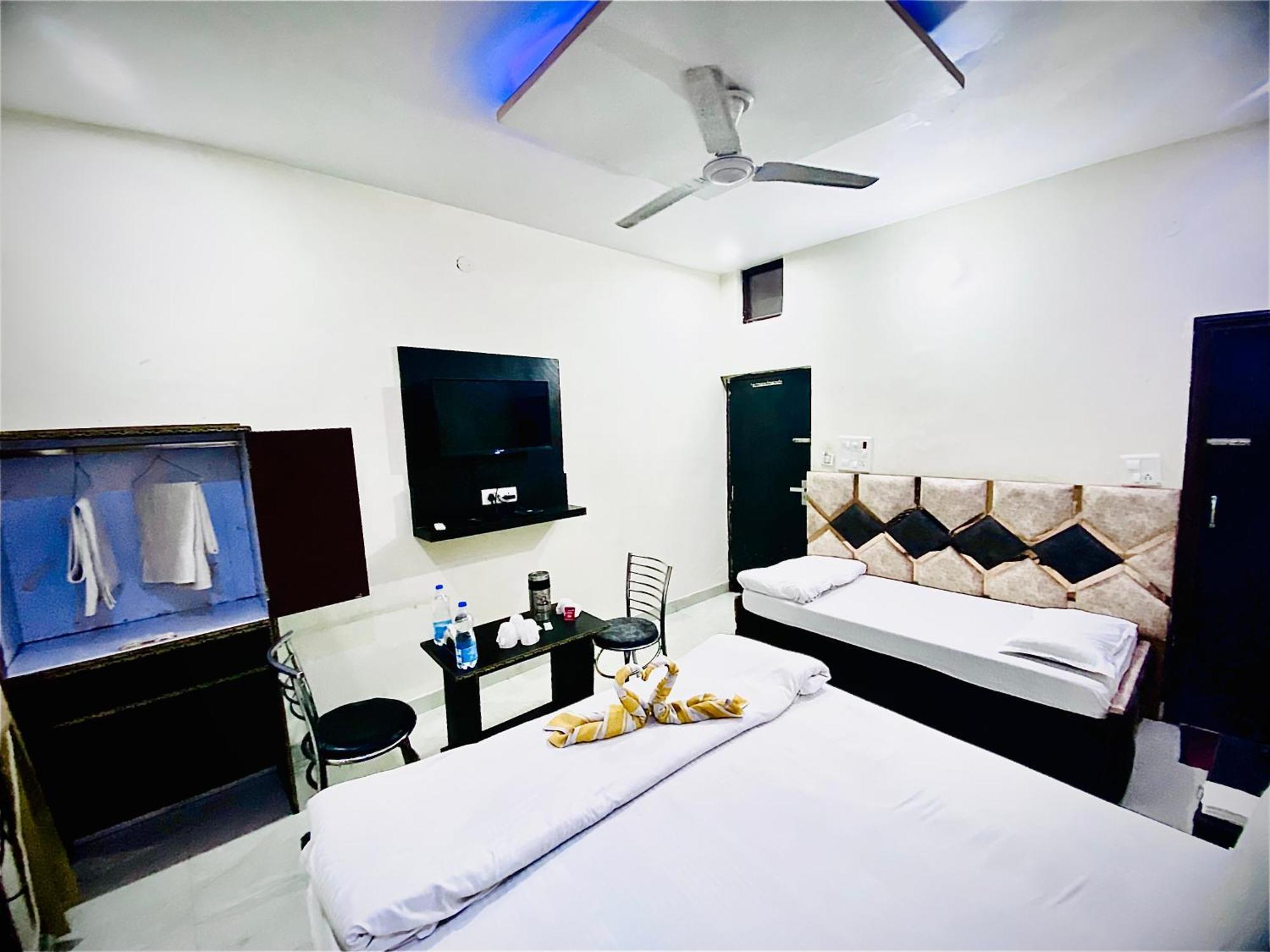 Hotel swaran Amritsar Exterior foto