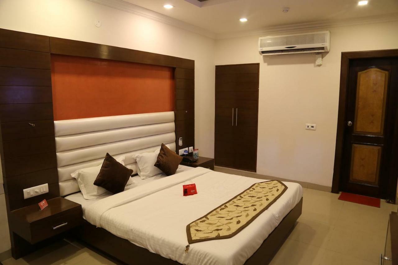Hotel swaran Amritsar Exterior foto